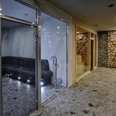 Luxory In 4 Star St Ivan Rilski,